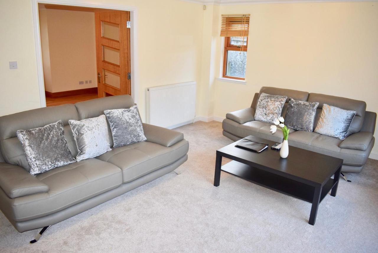 Kelpies Serviced Apartments Kavanagh- 5 Bedrooms Bathgate Dış mekan fotoğraf