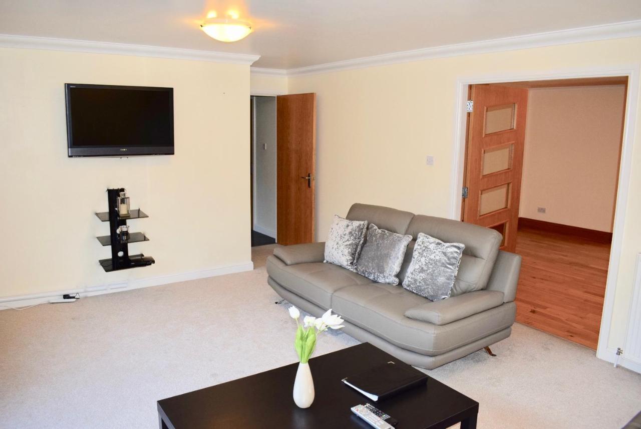 Kelpies Serviced Apartments Kavanagh- 5 Bedrooms Bathgate Dış mekan fotoğraf