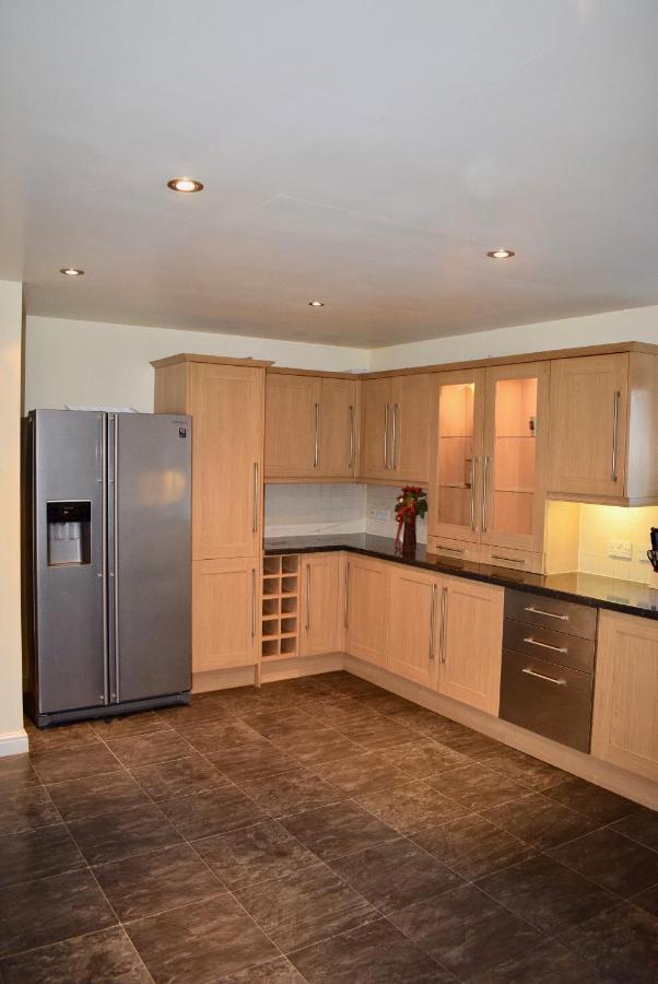 Kelpies Serviced Apartments Kavanagh- 5 Bedrooms Bathgate Dış mekan fotoğraf